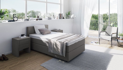 Boxspring Solo Plus - BoxspringPlace - Eenpersoons Boxspring. Hoge eenpersoons boxspring. Hoge instap 1 persoons boxspring. Boxspring 70x200. Boxspring 80x200. Boxspring 90x200. Boxspring compleet. Boxspring goedkoop. Goedkope boxspring. Boxspringset. Boxspring actie. Boxspring outlet